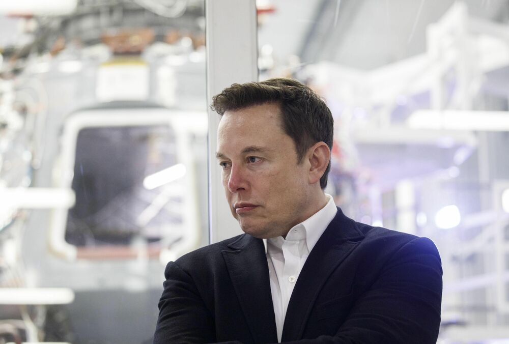 Маск потерял кругленькую сумму из-за падения акций Tesla, - Bloomberg Маск потерял кругленькую сумму из-за падения акций Tesla, - Bloomberg