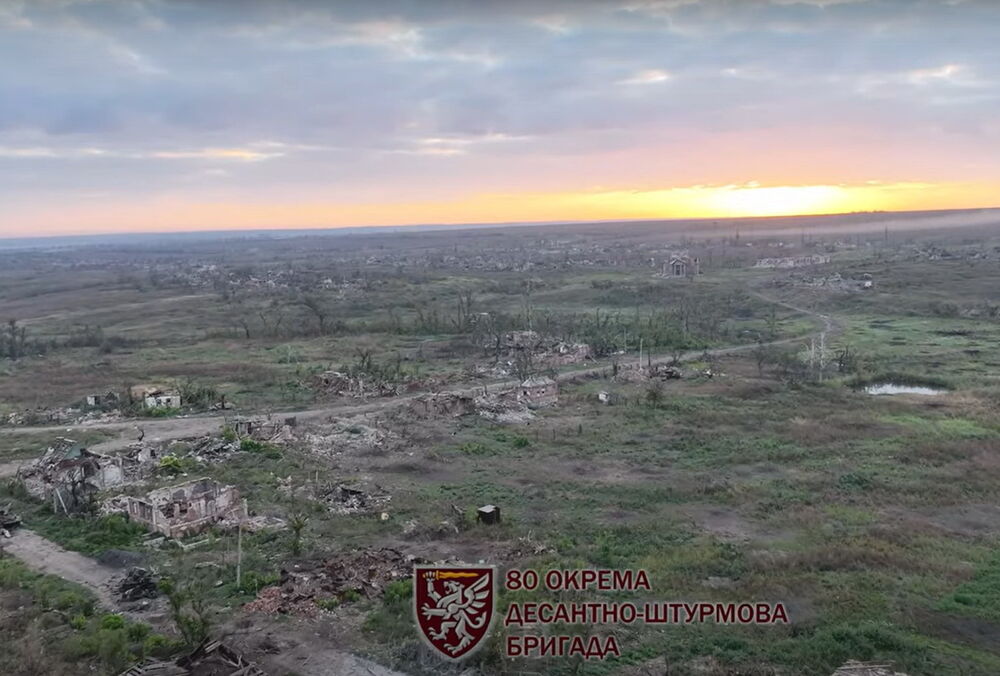 Українські десантники показали, як виглядає звільнена Кліщіївка: відео