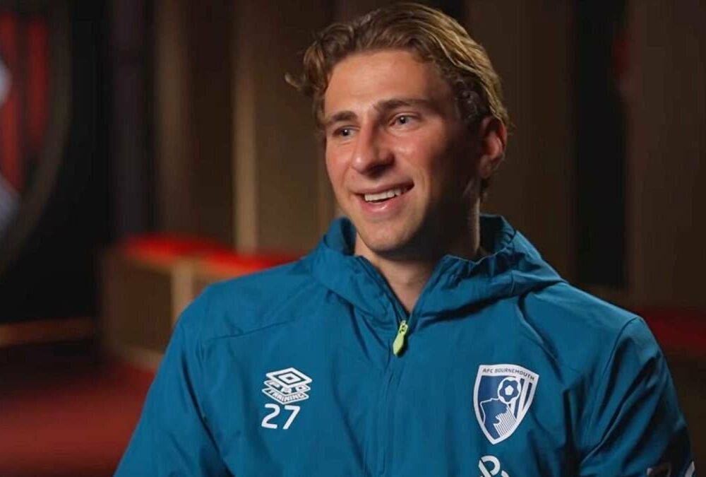 Забарный заинтересовал несколько топовых клубов АПЛ, - СМИ Забарный заинтересовал несколько топовых клубов АПЛ, - СМИ