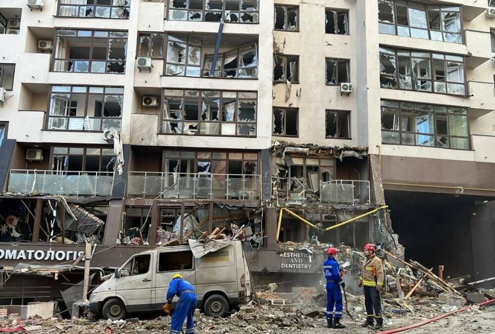 Кулеба закликав запровадити нові санкції проти РФ у відповідь на ракетний обстріл Києва Кулеба закликав запровадити нові санкції проти РФ у відповідь на ракетний обстріл Києва