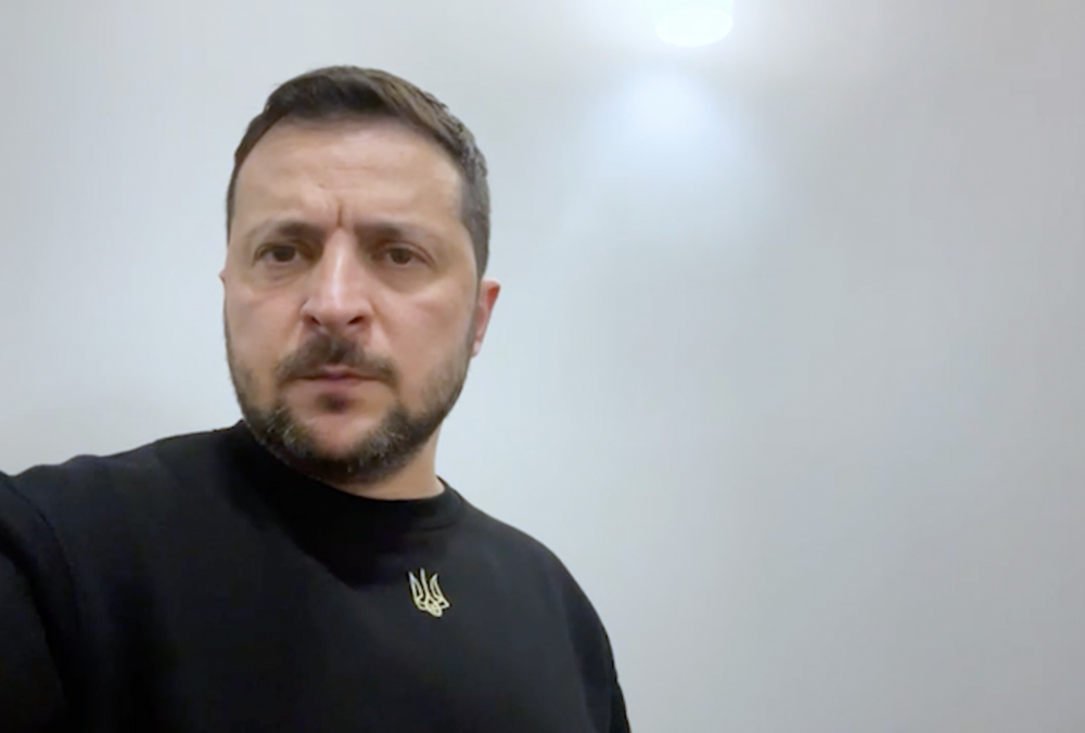 Зеленский считает, что россияне сами убегут из Крыма