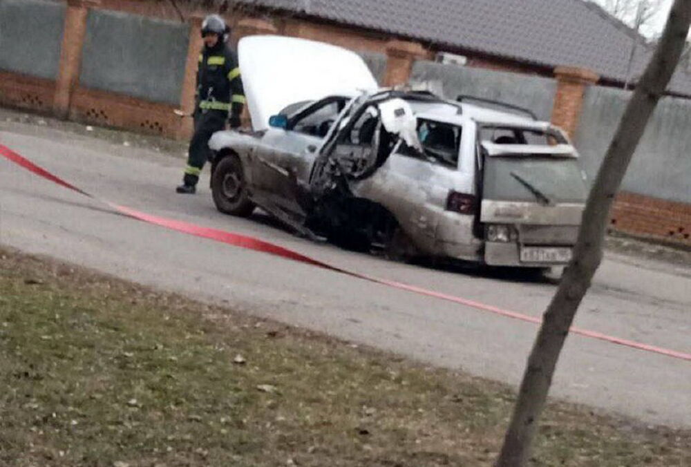 В Бердянске взорвали авто с коллаборанткой, которая сдавала патриотов В Бердянске взорвали авто с коллаборанткой, которая сдавала патриотов