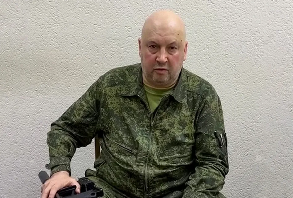 WSJ: після бунту Пригожина разом із Суровікіним затримали понад 10 високопоставлених військових