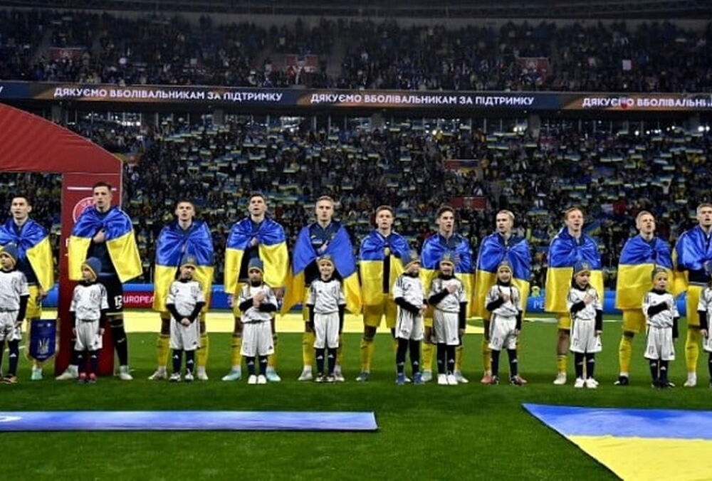 Збірна України втратила дві позиції у рейтингу ФІФА