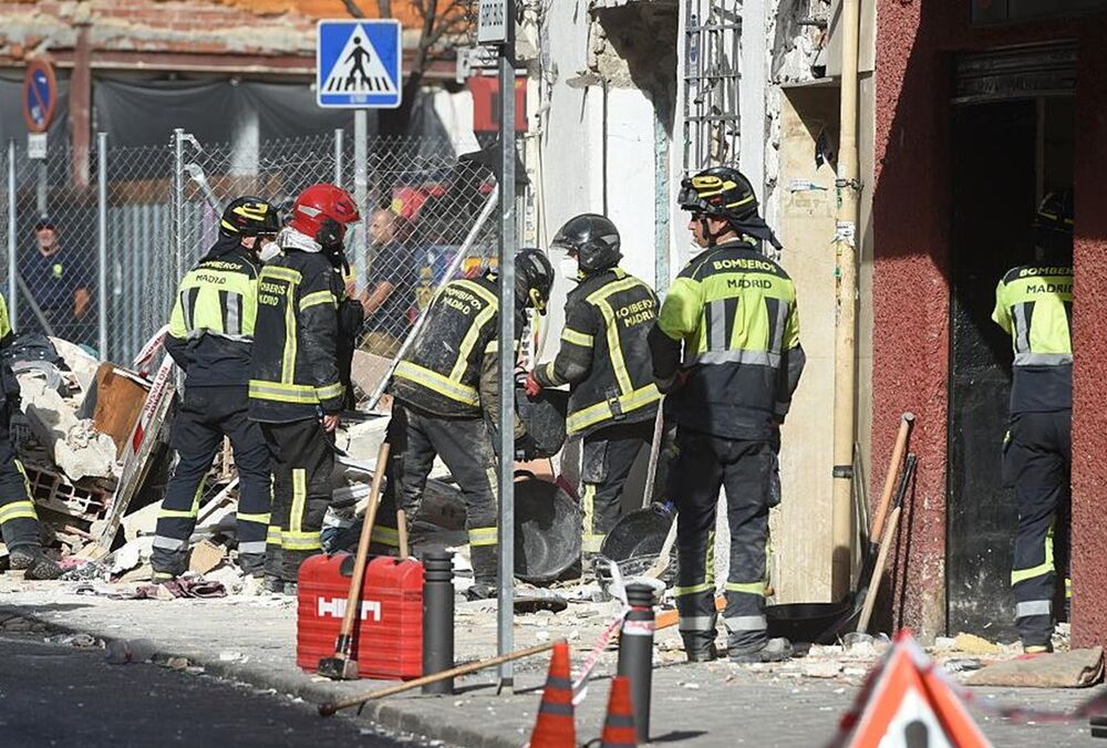 В жилом доме в Мадриде прогремел взрыв: много пострадавших