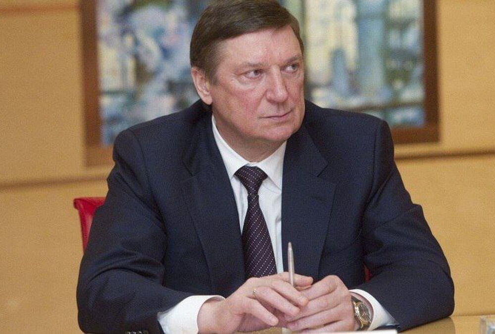 В России после пятидневного запоя умер топ-менеджер ”Лукойла” В России после пятидневного запоя умер топ-менеджер ”Лукойла”
