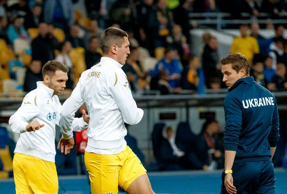 Матч Швейцария - Украина под угрозой срыва: COVID-19 нашли еще у трех украинцев