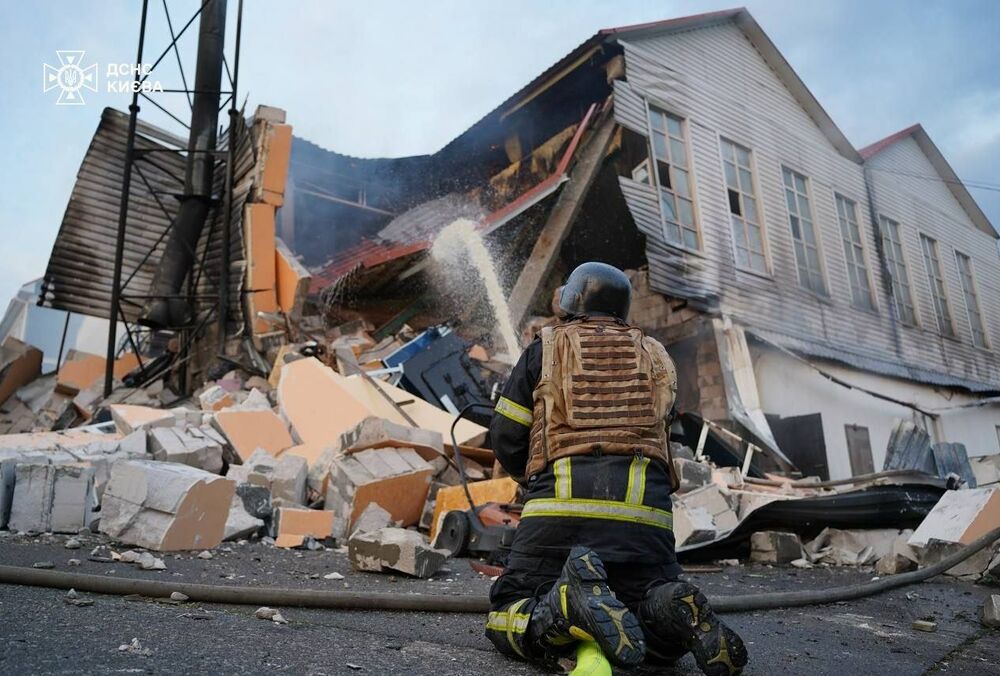 Россия нанесла массированный удар по Киеву: количество раненых растет