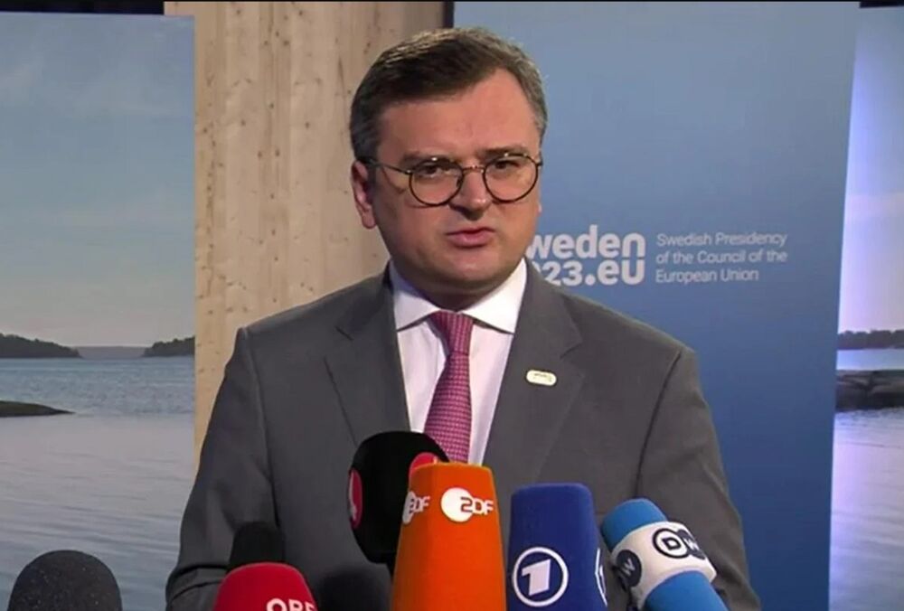 Кулеба розповів, яке озброєння від партнерів Україні потрібне ”прямо зараз” Кулеба розповів, яке озброєння від партнерів Україні потрібне ”прямо зараз”
