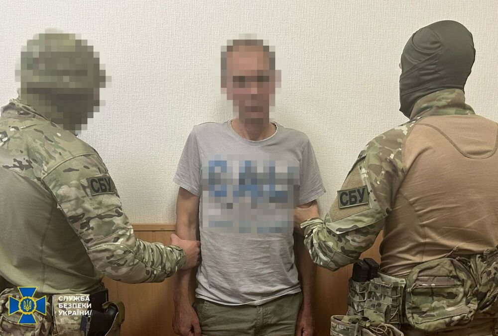 В Днепре задержали мужчин, которые взорвали машину прокурора