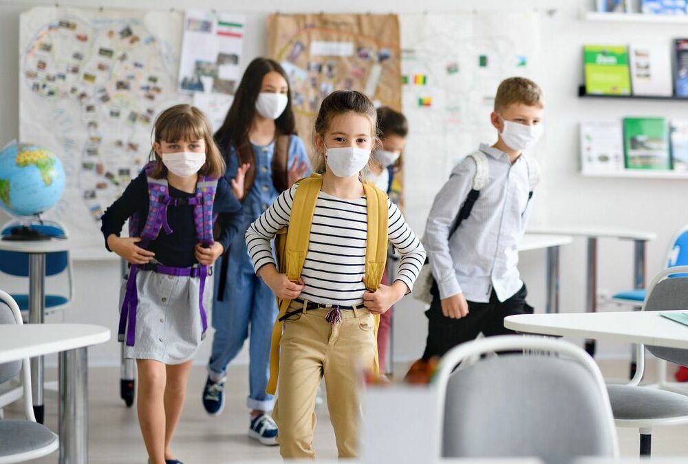 В Польше посчитали, скольких украинских школьников смогут принять на обучение