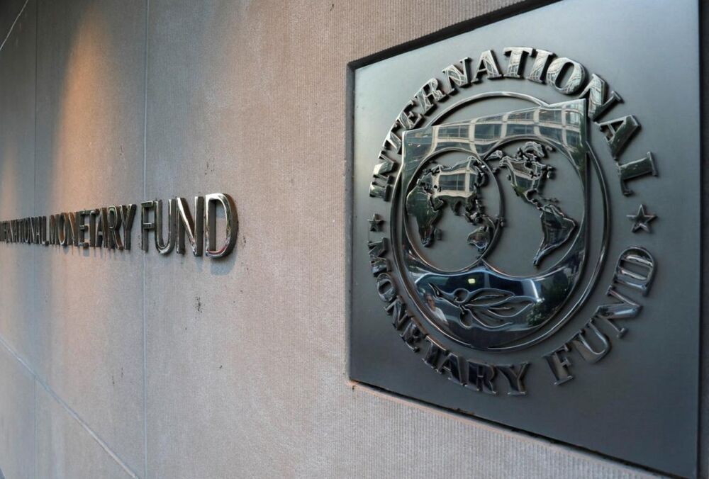 МВФ дал худший прогноз за последние 30 лет: в мире может усилиться бедность и голод 