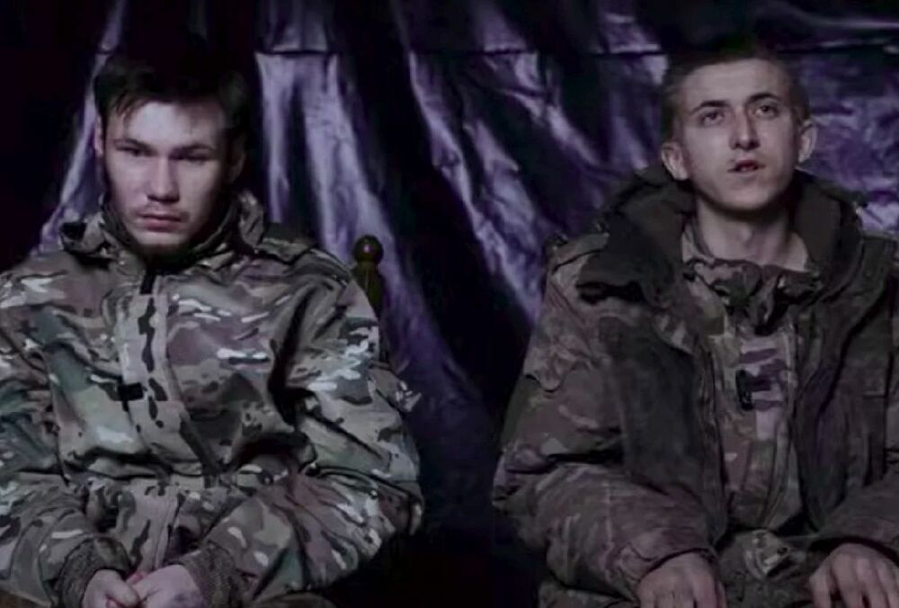 Українські військові взяли в полон трьох окупантів на самокатах