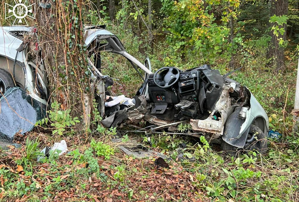 На Львовщине несовершеннолетний совершил смертельную аварию