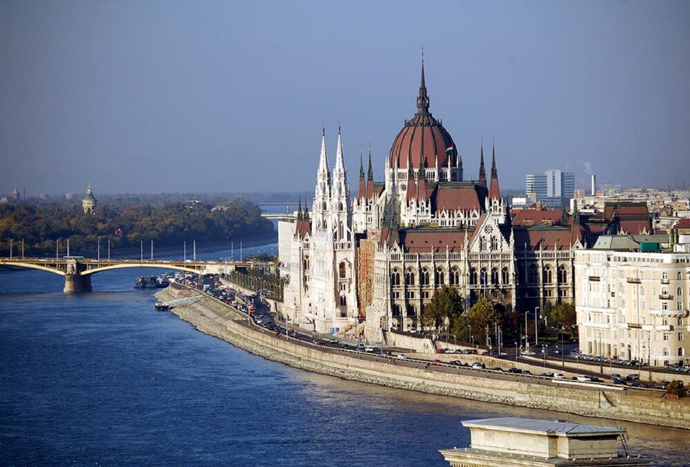 В парламенте Венгрии отложили ратификацию членства Швеции в НАТО