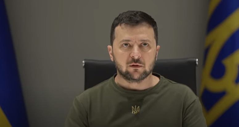 Зеленский объяснил, почему Украина не идет в контрнаступление