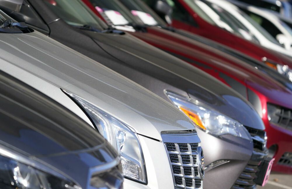 Латвія збирається конфісковувати авто з білоруськими номерами