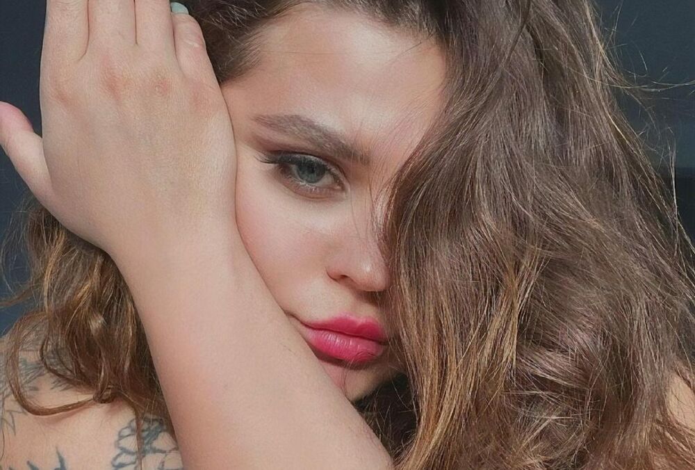 Солистка группы KAZKA вслед за Melovin совершила каминг-аут