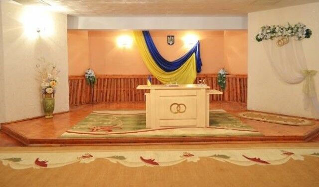 Рада надала територіальним громадам повноцінне право реєстрації народження, шлюбу і смерті Рада надала територіальним громадам повноцінне право реєстрації народження, шлюбу і смерті