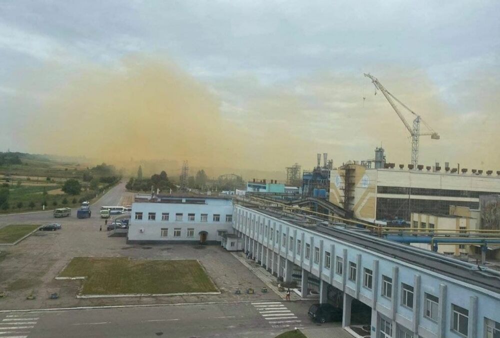 В Минздраве рассказали о качестве воздуха после аварии на химзаводе в Ровно