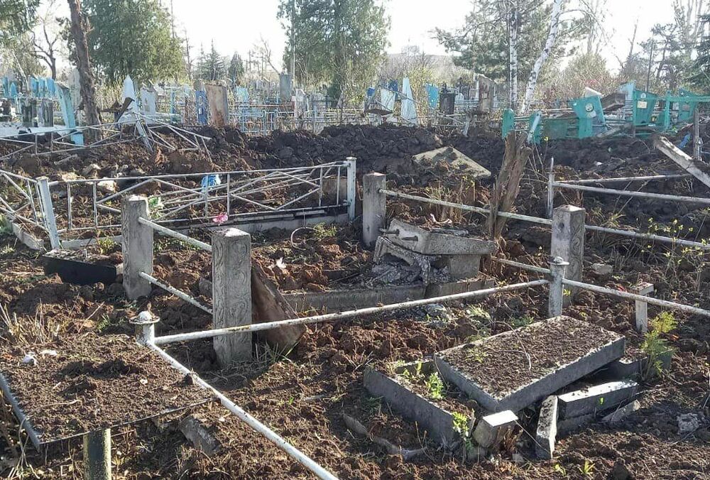 Российские военные обстреляли кладбище в Краматорске