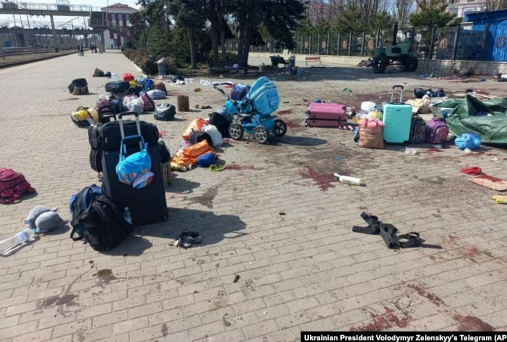 У Human Rights Watch повідомили, чим і звідки Росія обстріляла вокзал у Краматорську