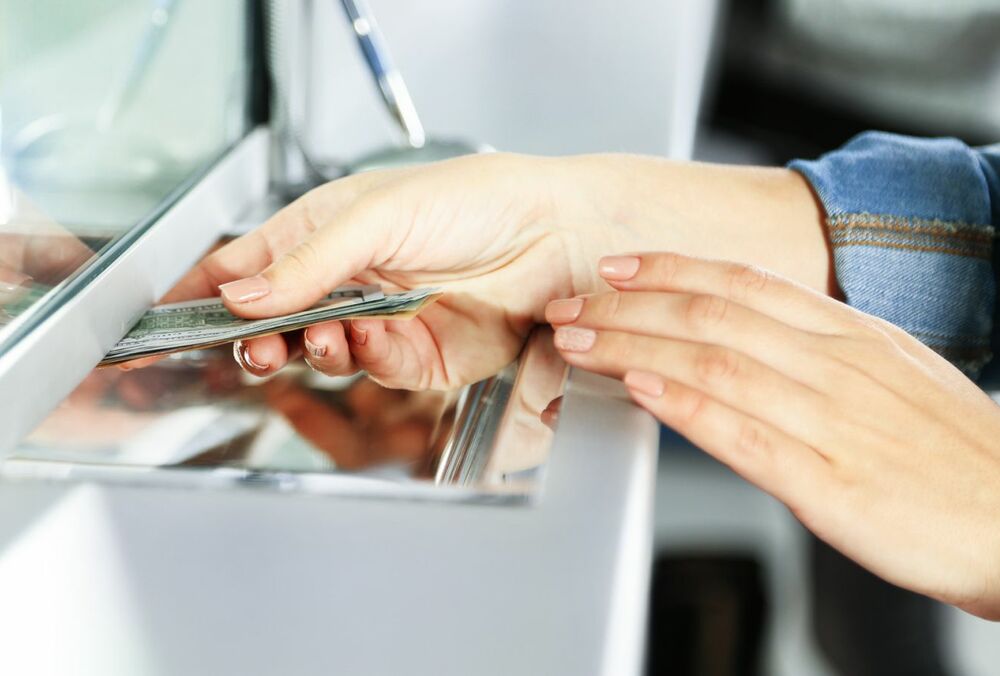 Обміняти валюту в банку тепер можна без паспорта - НБУ