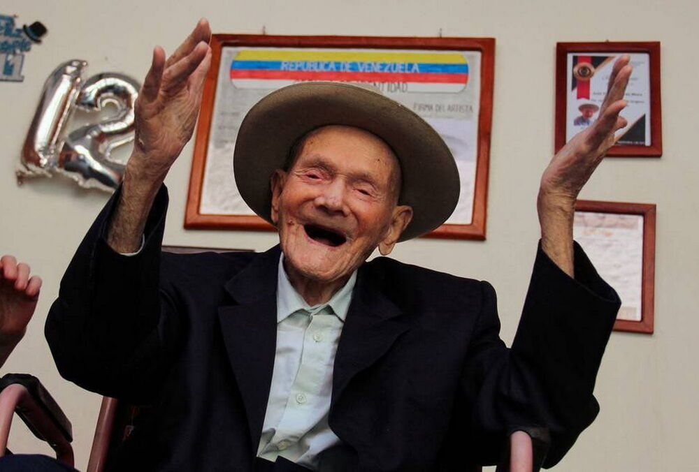 В Венесуэле умер самый старый в мире мужчина, ему было 114 лет В Венесуэле умер самый старый в мире мужчина, ему было 114 лет
