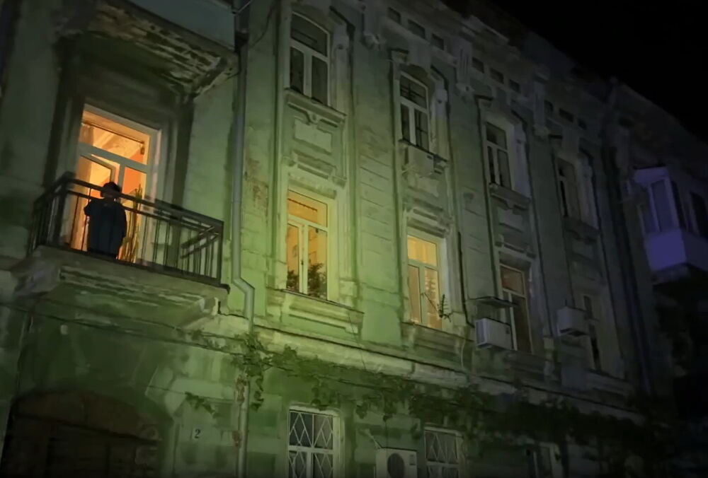 Росія вдарила по Одесі балістичними ракетами: троє загиблих (відео)