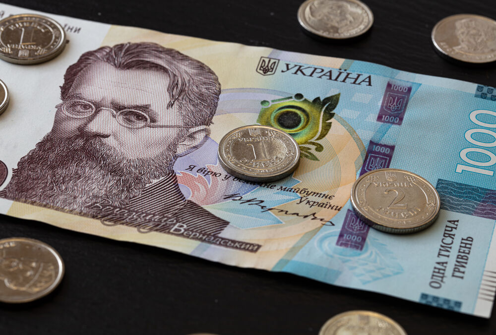 Стало известно, сколько заявок подали на ”тысячу Зеленского” за сутки