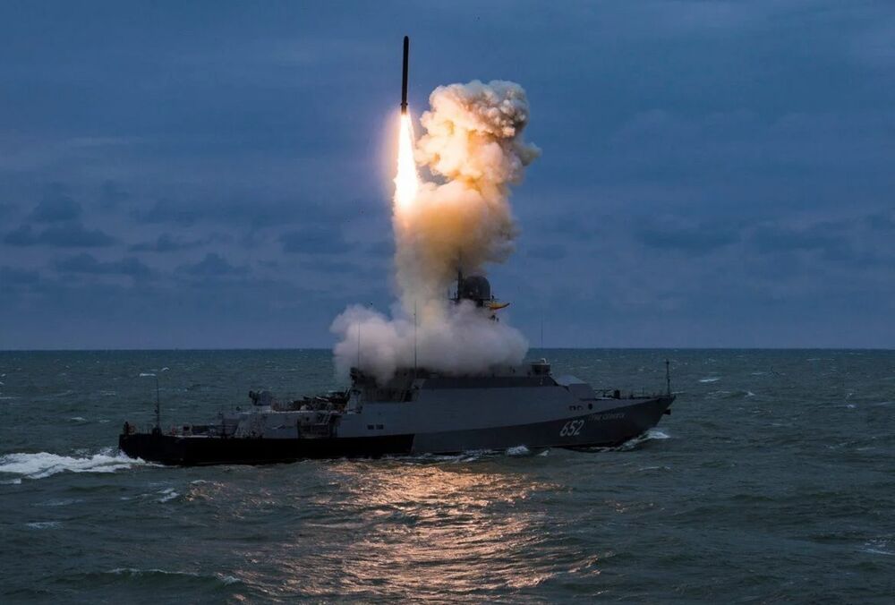 Россия ранним утром атаковала Украину ”Калибрами”: известно о ”прилетах”