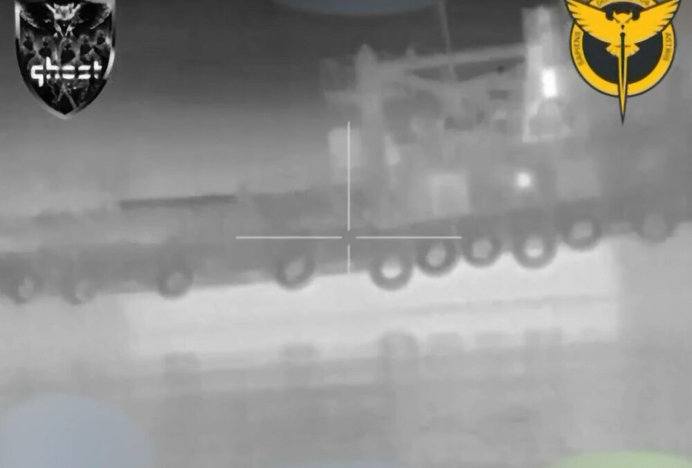 Спецназовцы ГУР показали кадры уничтожения российского буксира: видео