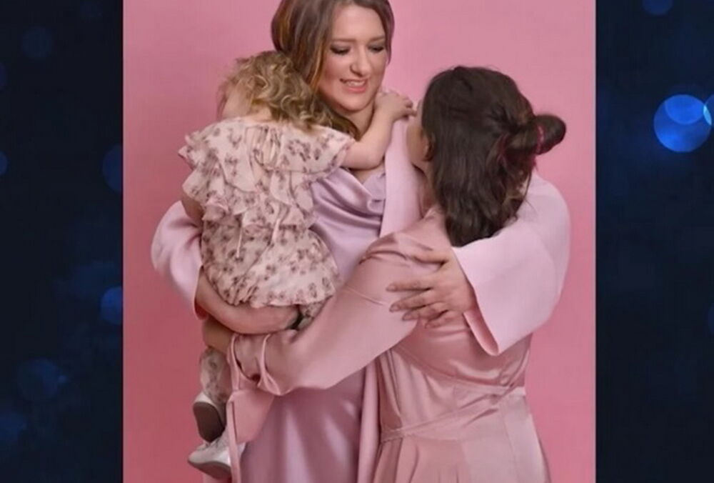 Могилевська розсекретила ім'я обранця, з яким удочерила двох дівчаток