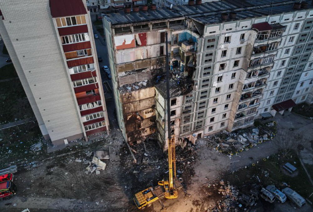 Спасательная операция в Умани завершена: погибли 23 человека, 6 из них - дети