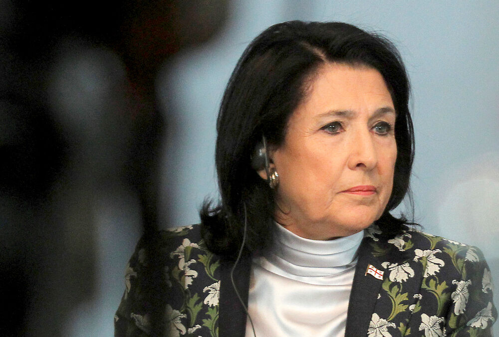 Правляча партія в Грузії оголосила про початок процедури імпічменту президента