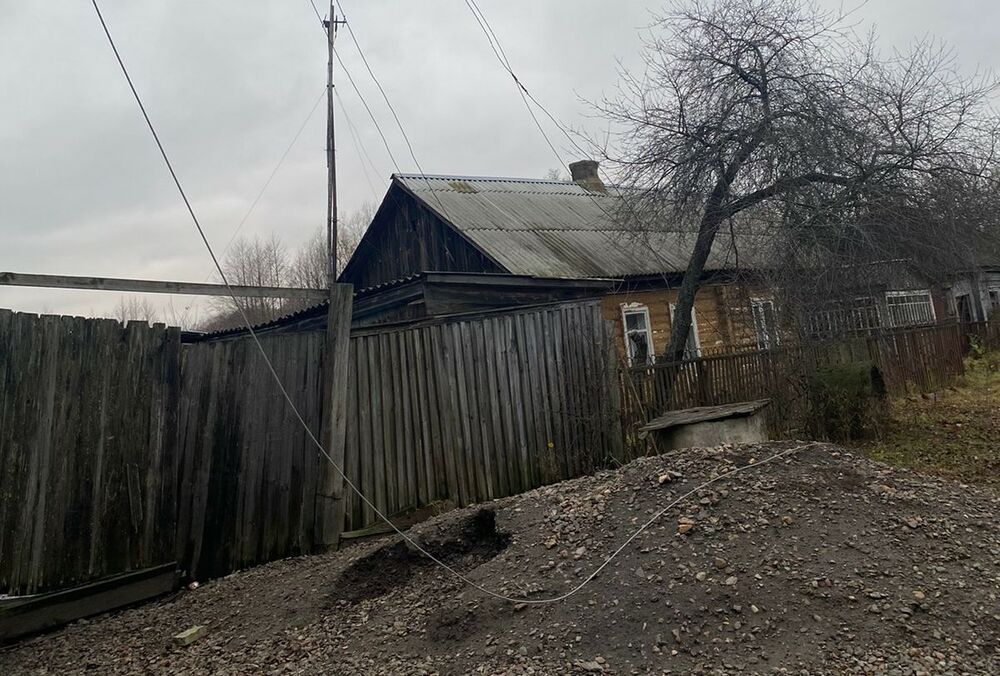 На Сумщині російські військові поранили цивільного жителя