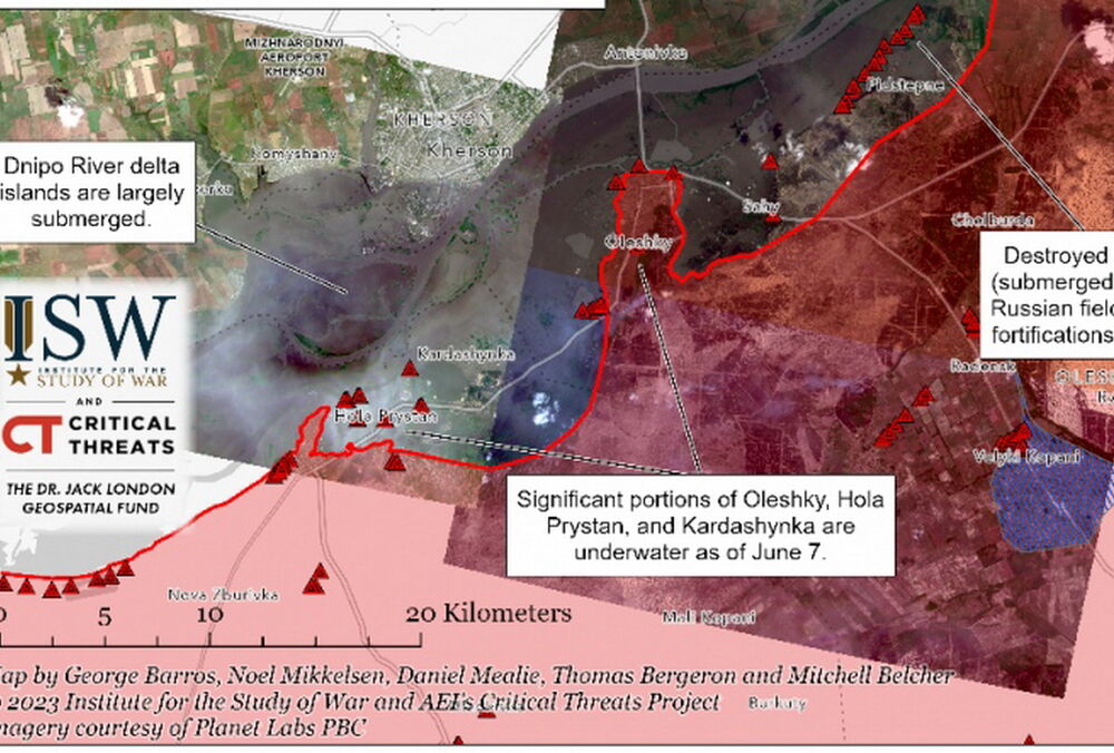 Подрыв Каховской ГЭС: вода снесла укрепления первой линии обороны россиян на левом берегу