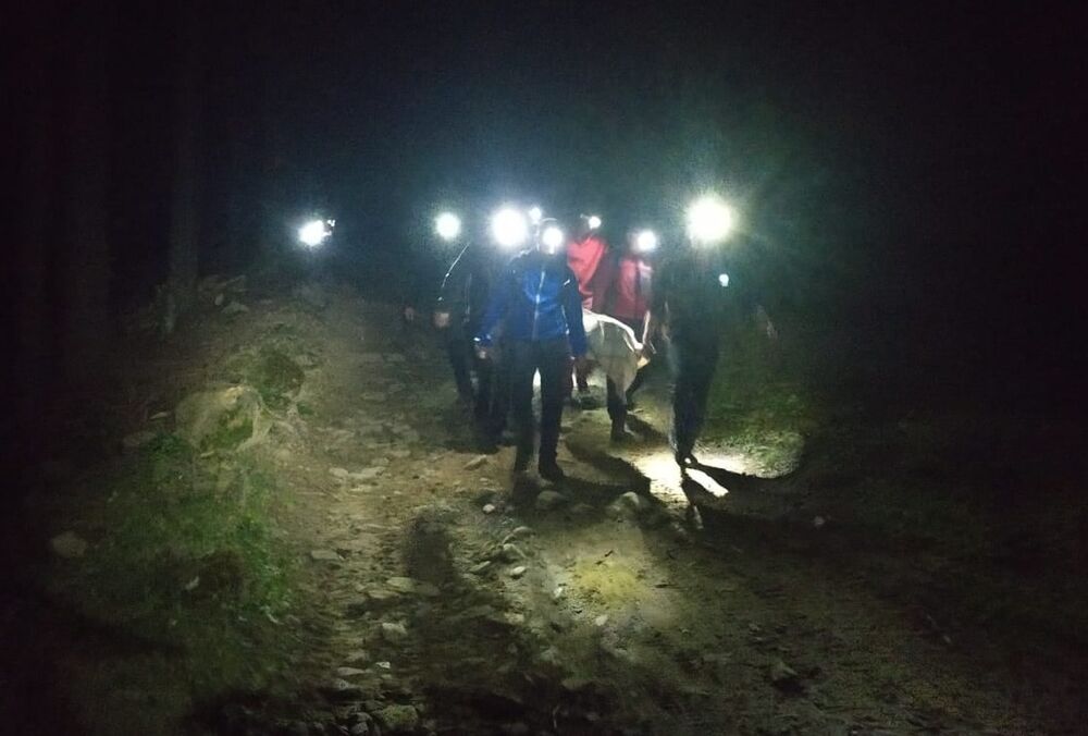 Під час вибуху в Карпатах загинули туристи Під час вибуху в Карпатах загинули туристи