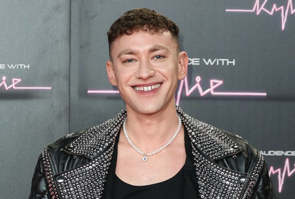 Стало известно, кто представит на Евровидении-2024 Великобританию