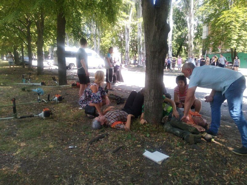 ДТП у Запоріжжі: п'яний мажор влетів у натовп людей на узбіччі, є загиблий