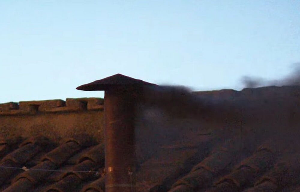 У Ватикані триває конклав: стартує другий день виборів 