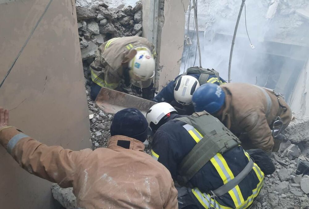 В Харькове растет число жертв российского удара: фото