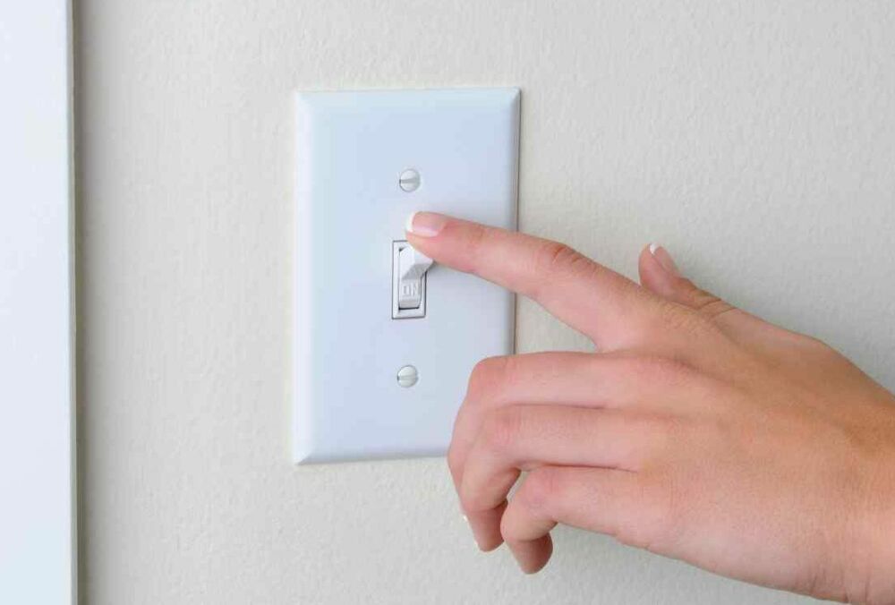 Українців закликали ще більше економити електроенергію 