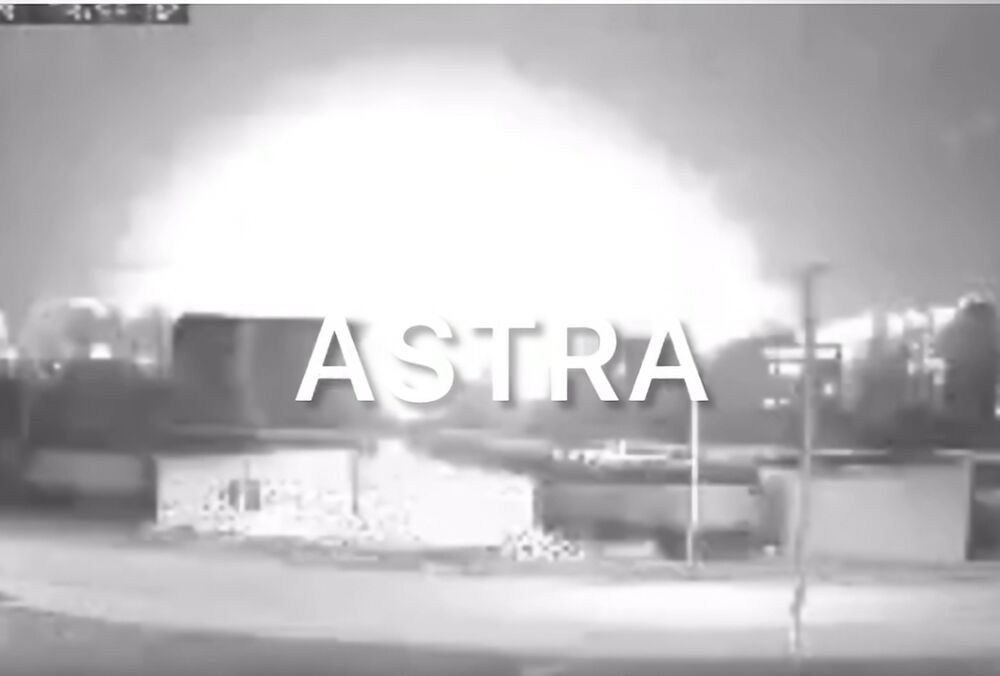 В РФ дроны атаковали Борисоглебский учебный авиационный центр: момент попал на видео