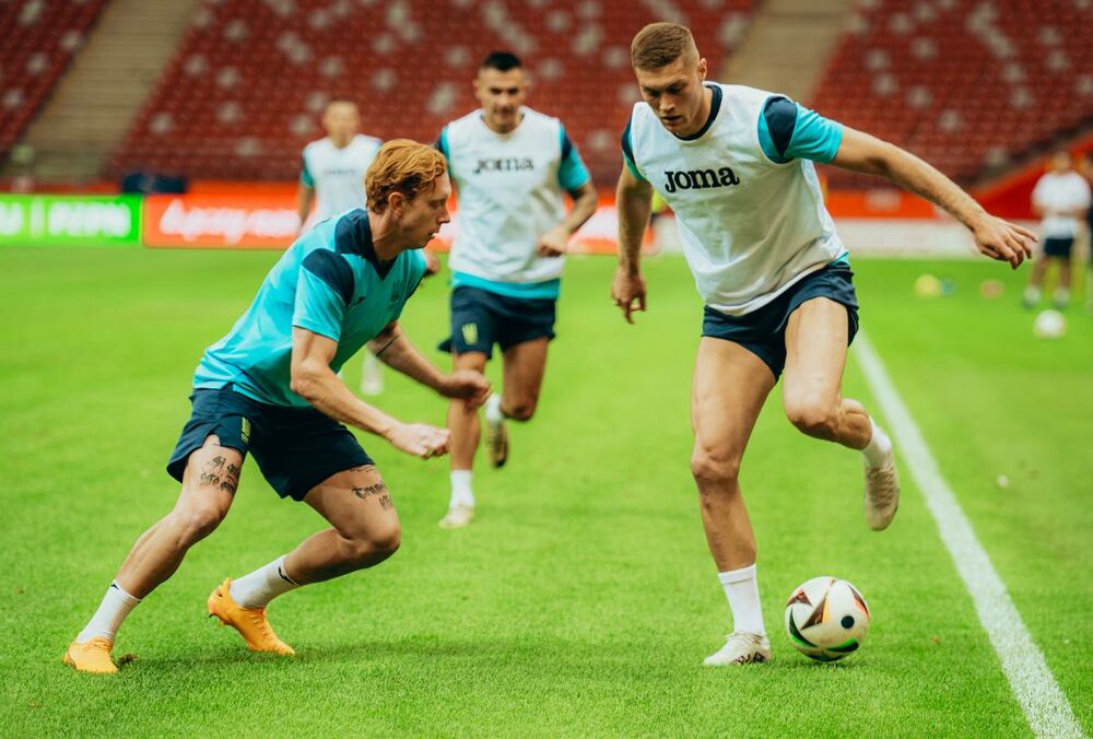 Ребров оцінив суперників перед матчем збірних України та Польщі