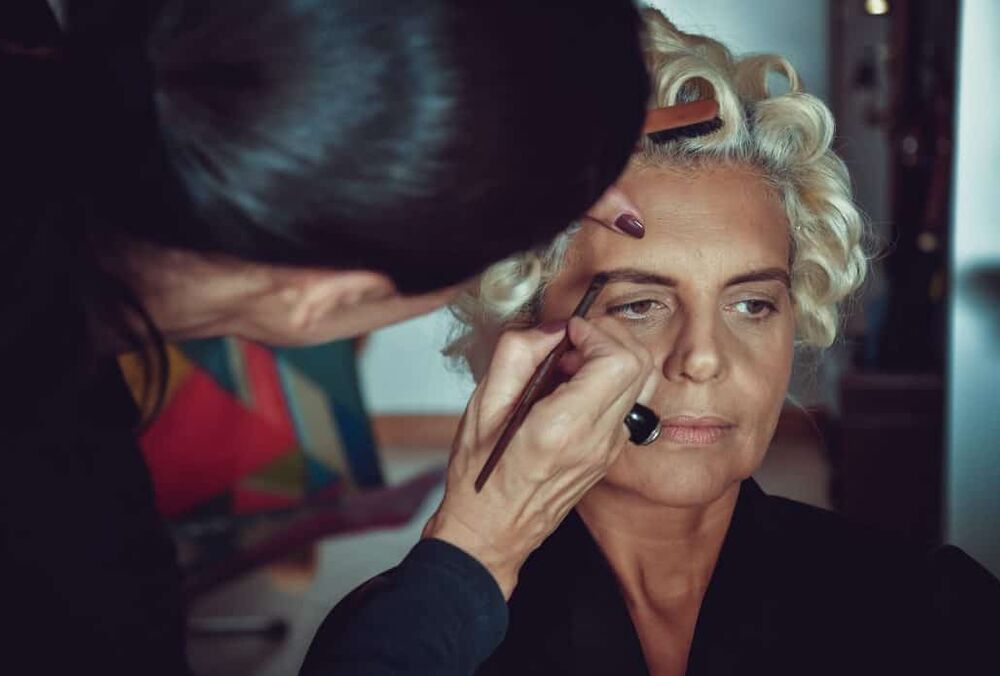 Макияж полезен для здоровья