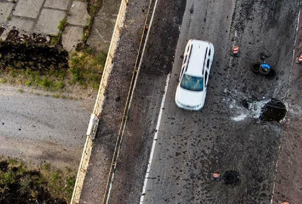 Баржевый мост в Херсоне дает России логистические преимущества, - разведка Британии