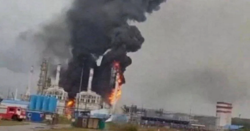 У Генштабі розповіли подробиці удару по Сизранському НПЗ