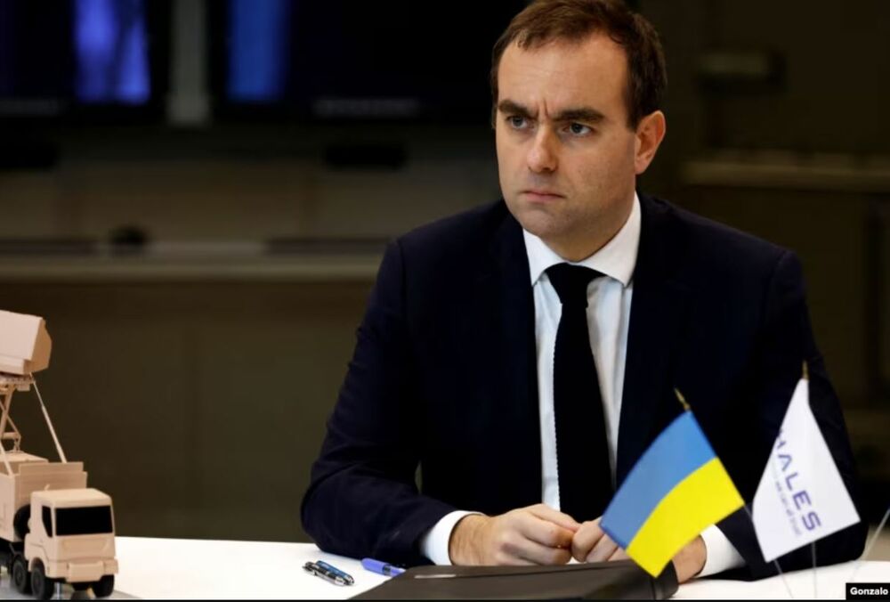 У Франції закликали обговорити розміщення в Україні ”сил неядерного стримування”