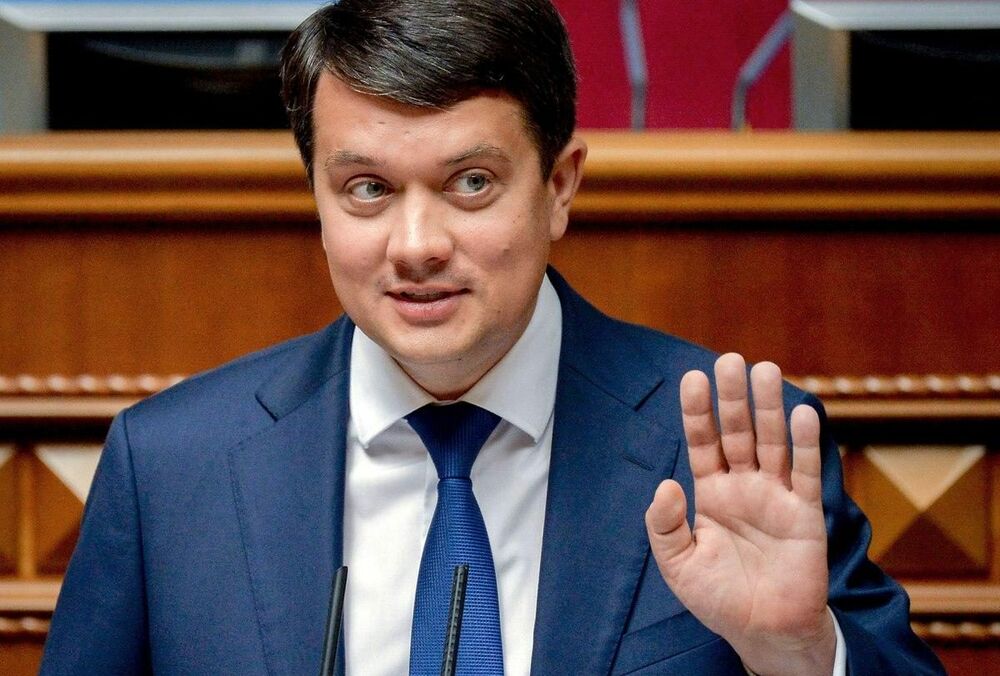 Разумков впевнений, що його відправили у відставку з порушенням регламенту Ради